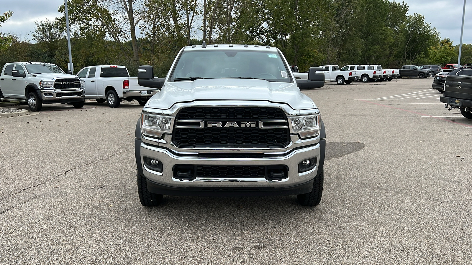 2024 Ram 5500HD Tradesman 9