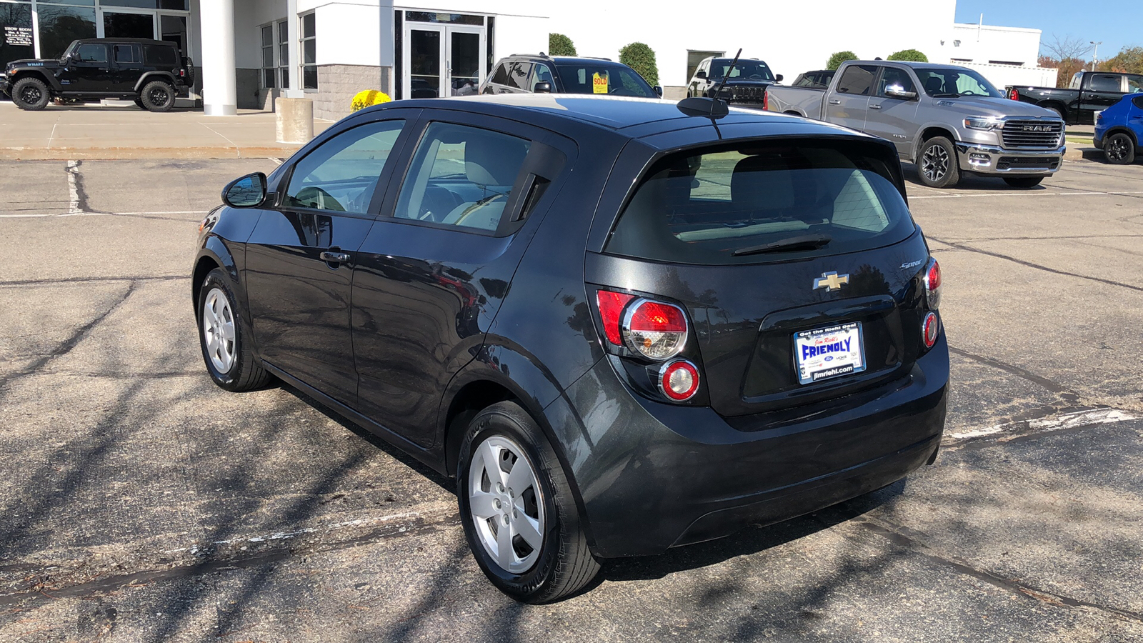 2016 Chevrolet Sonic LS 4