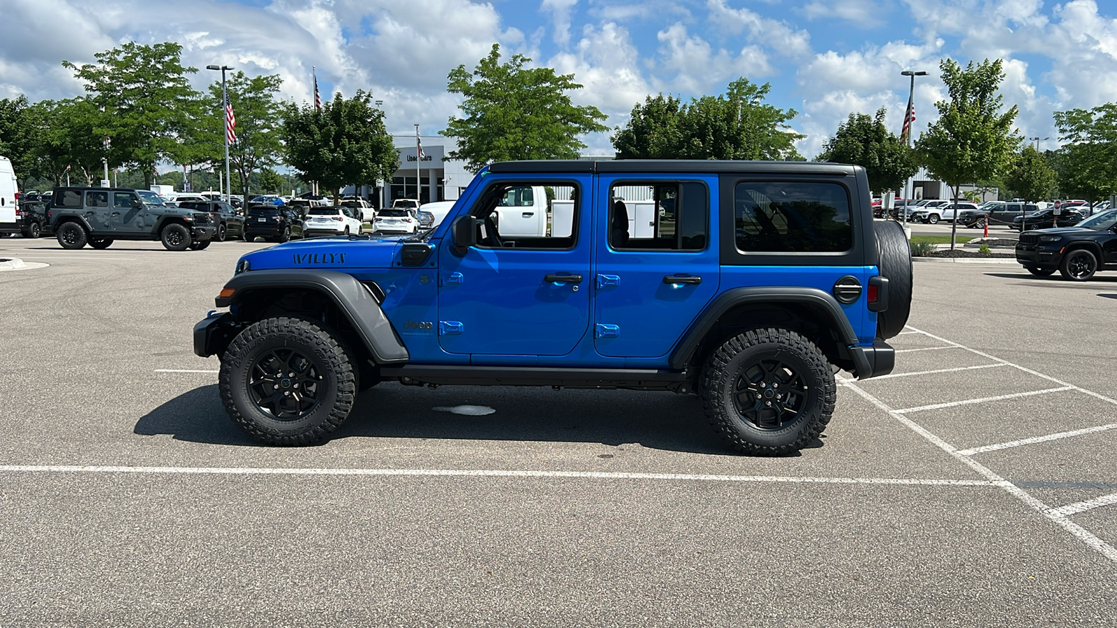 2024 Jeep Wrangler Willys 4xe 7