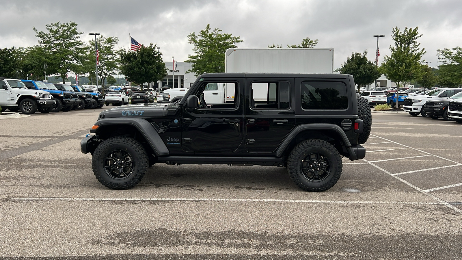 2024 Jeep Wrangler Willys 4xe 7