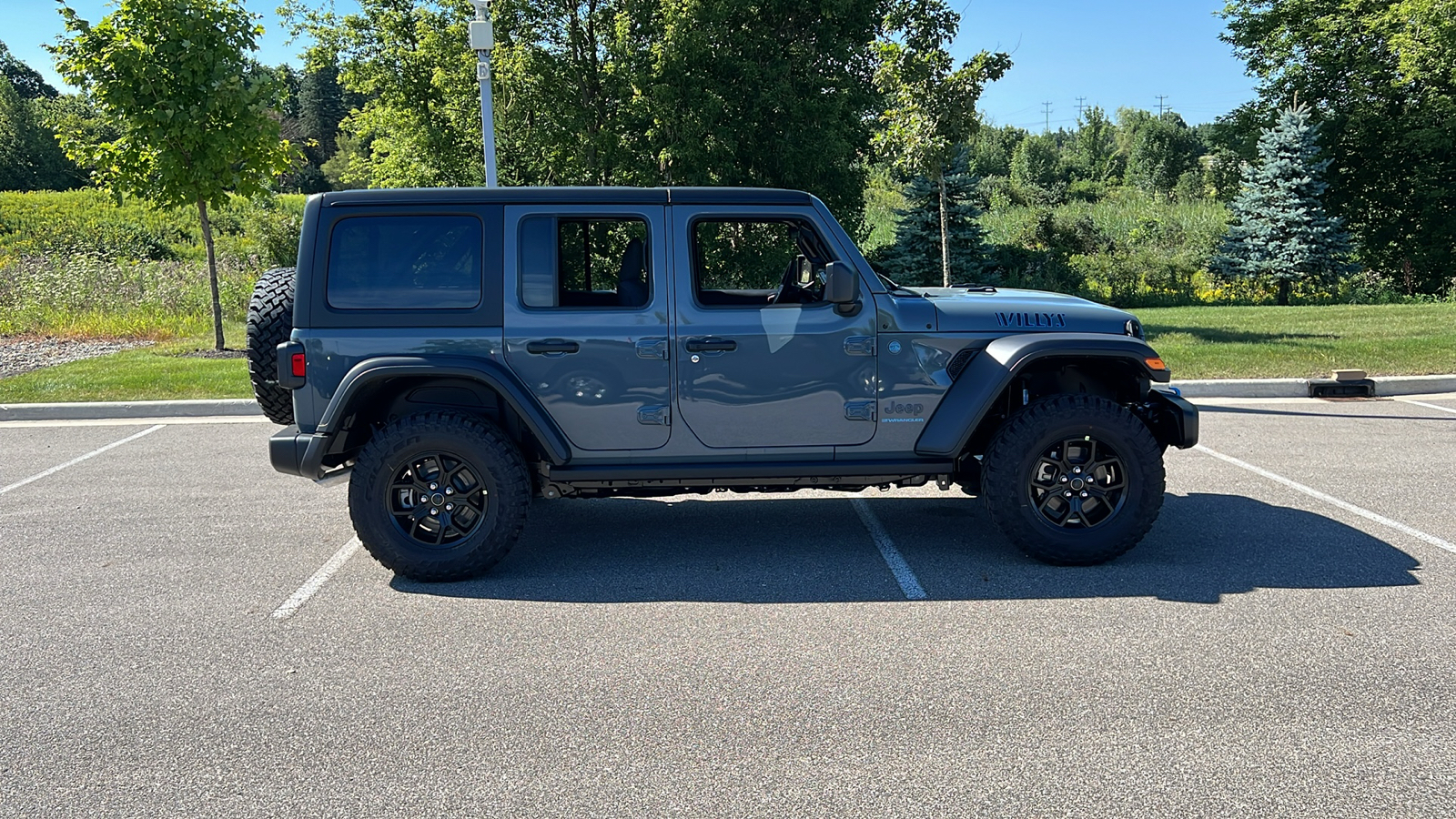 2024 Jeep Wrangler Willys 4xe 3