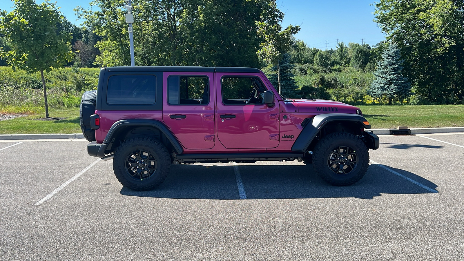 2024 Jeep Wrangler Willys 3