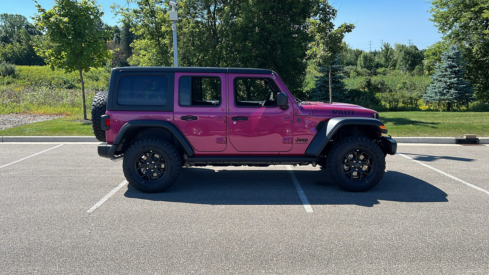 2024 Jeep Wrangler Willys 3