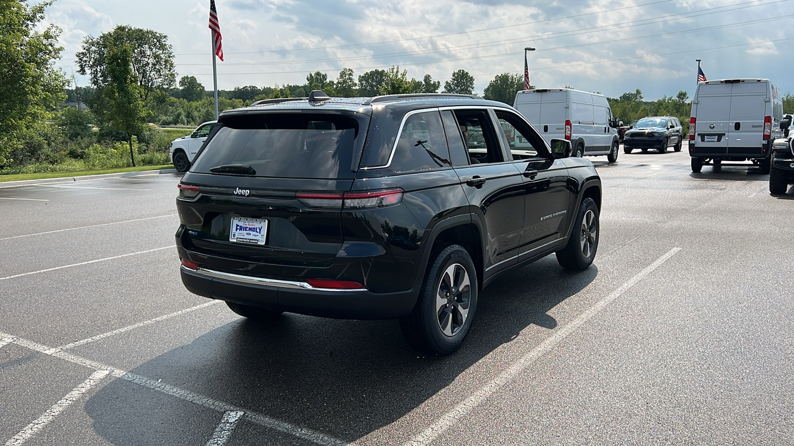 2024 Jeep Grand Cherokee  4