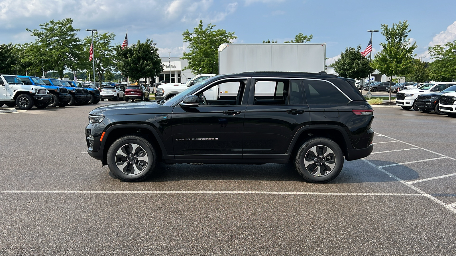 2024 Jeep Grand Cherokee  7