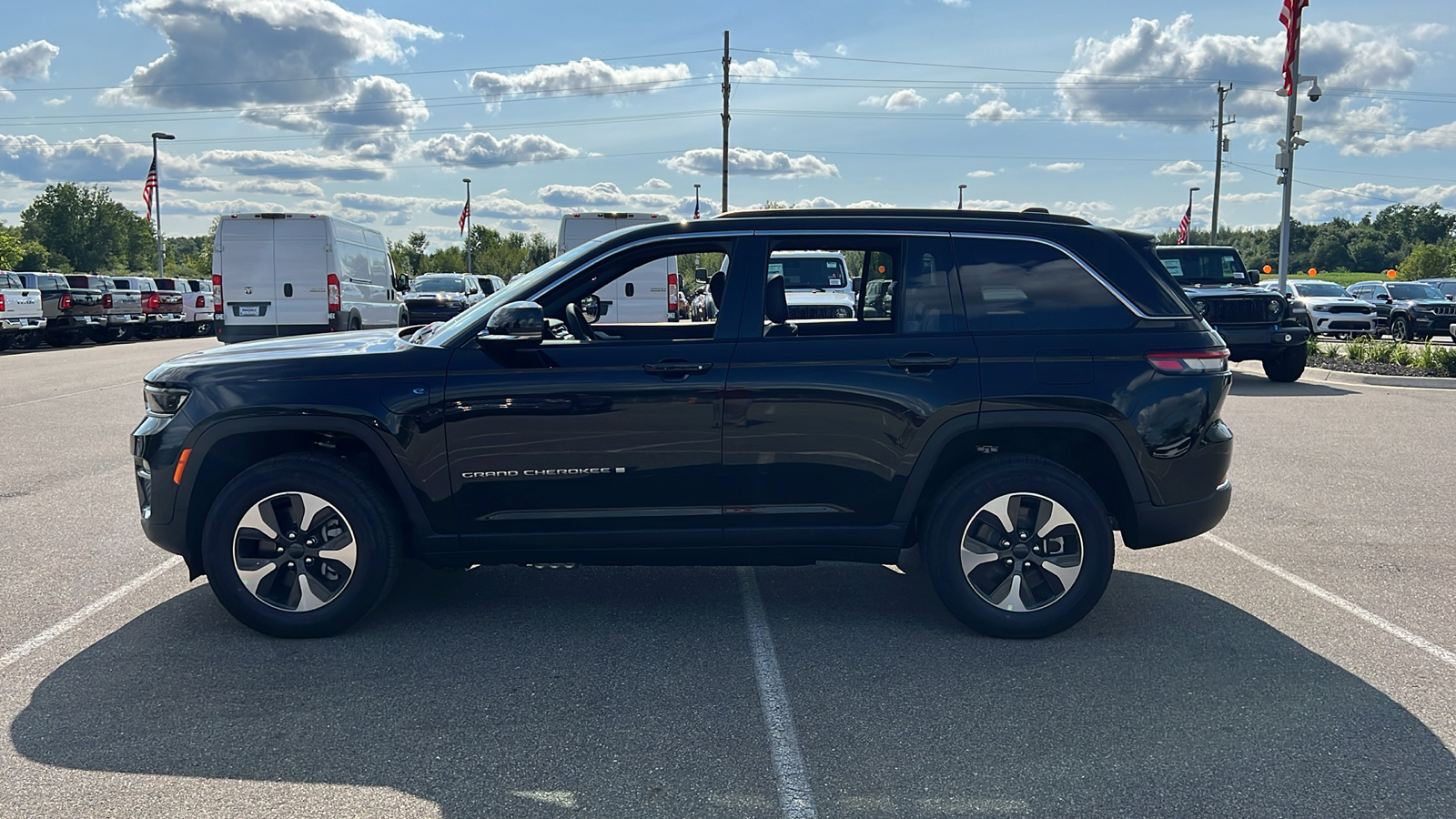 2024 Jeep Grand Cherokee  7