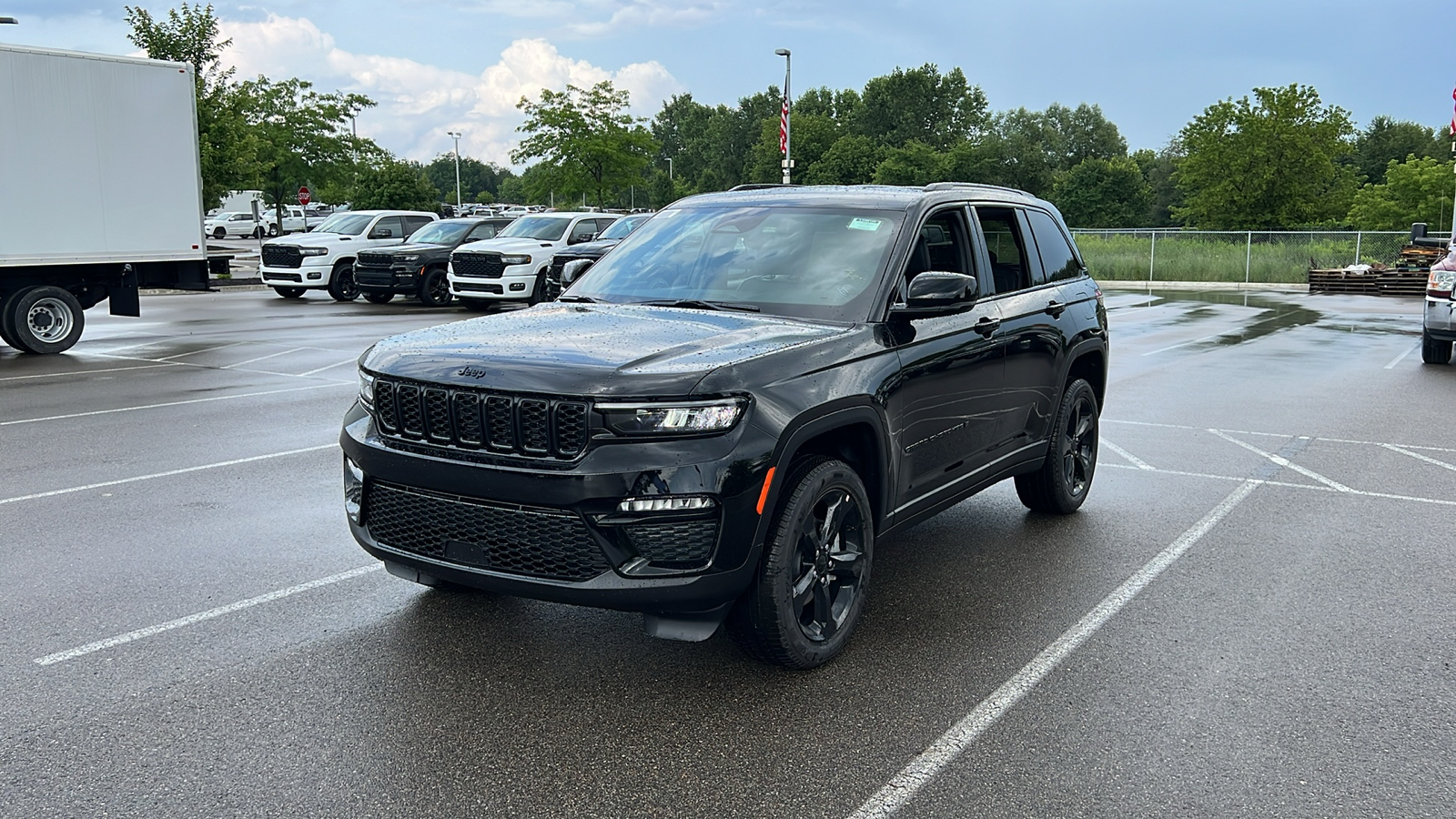 2024 Jeep Grand Cherokee Limited 8