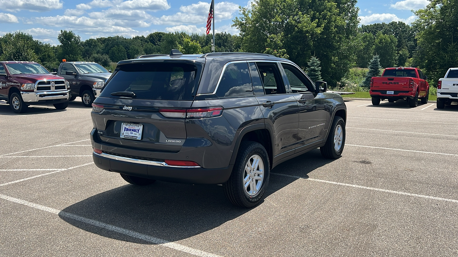 2024 Jeep Grand Cherokee Laredo 4