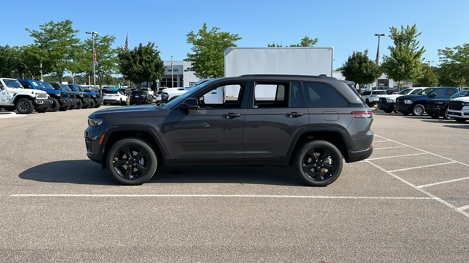 2024 Jeep Grand Cherokee Altitude X 7