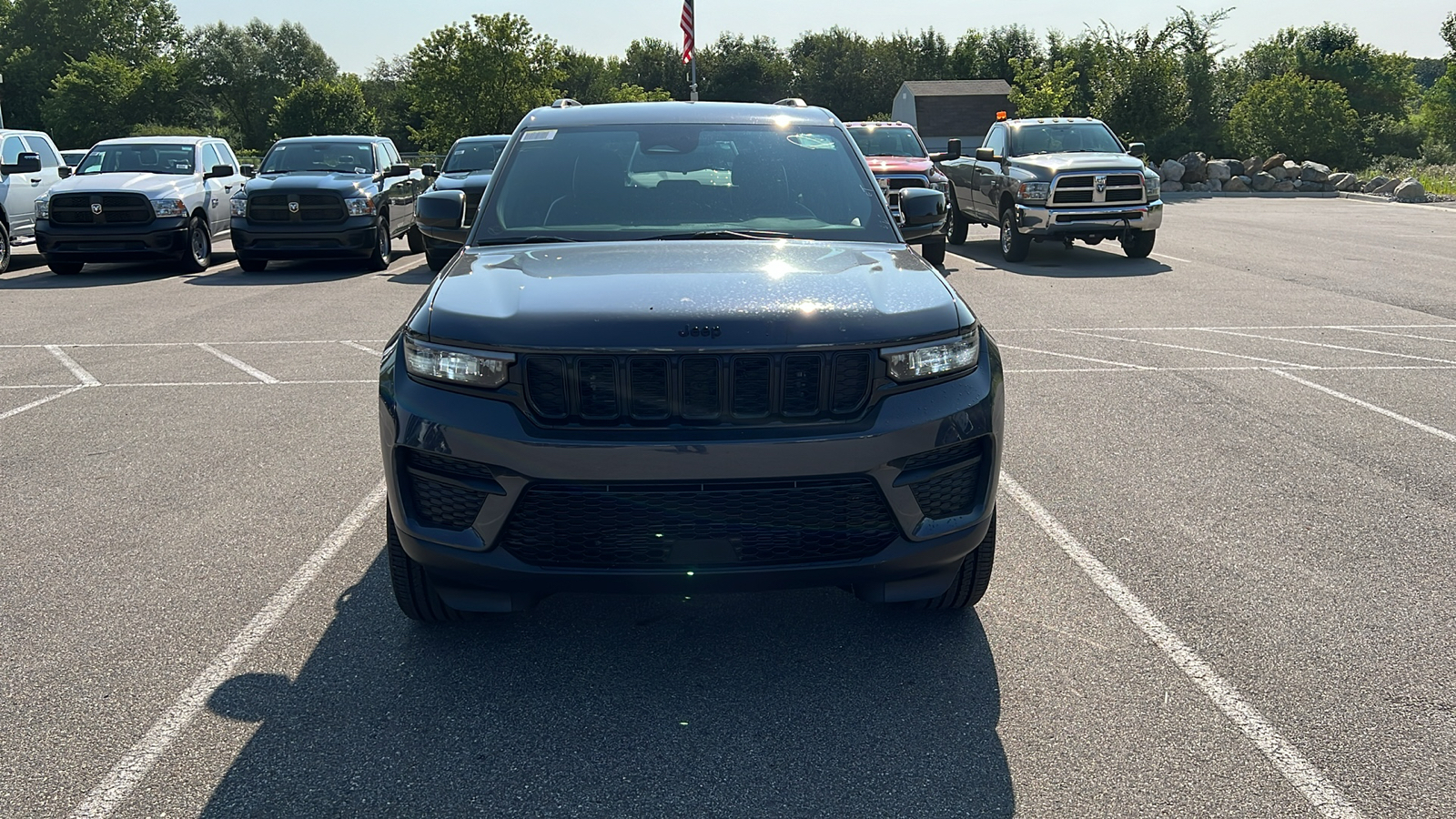 2024 Jeep Grand Cherokee Altitude X 9