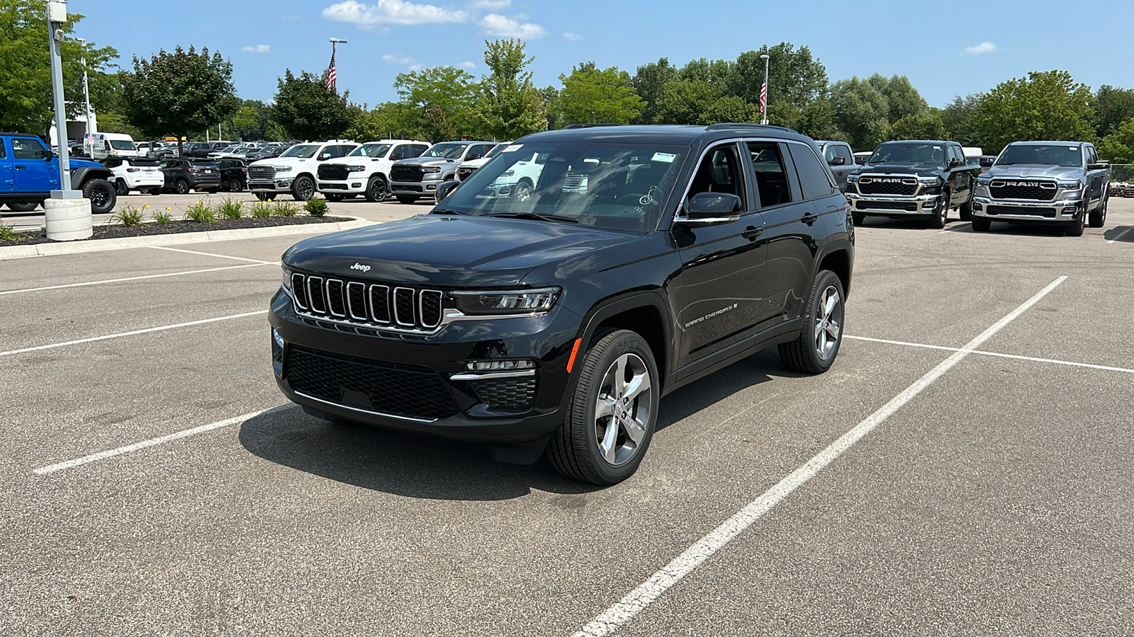 2024 Jeep Grand Cherokee Limited 8