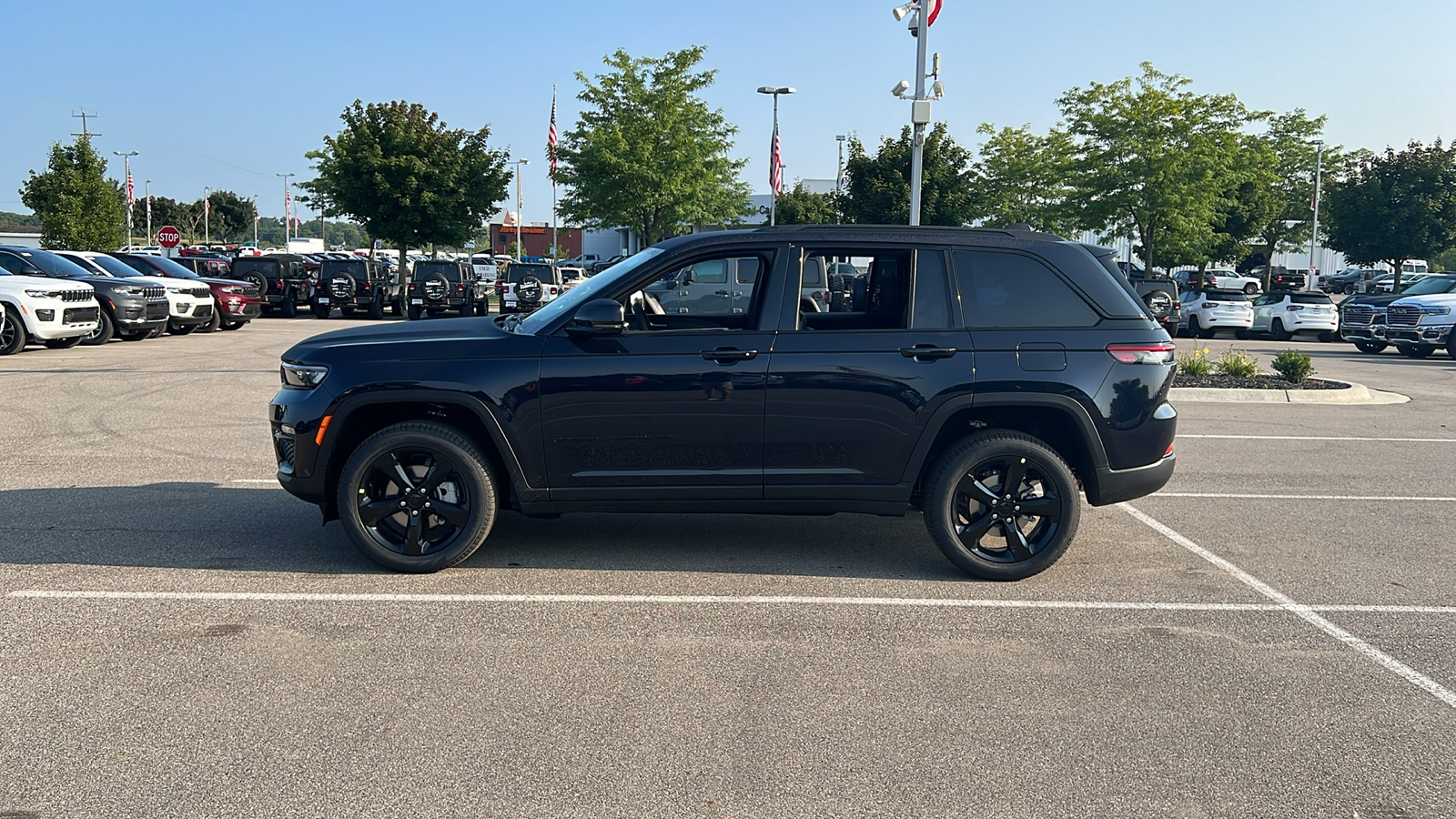 2024 Jeep Grand Cherokee Limited 7