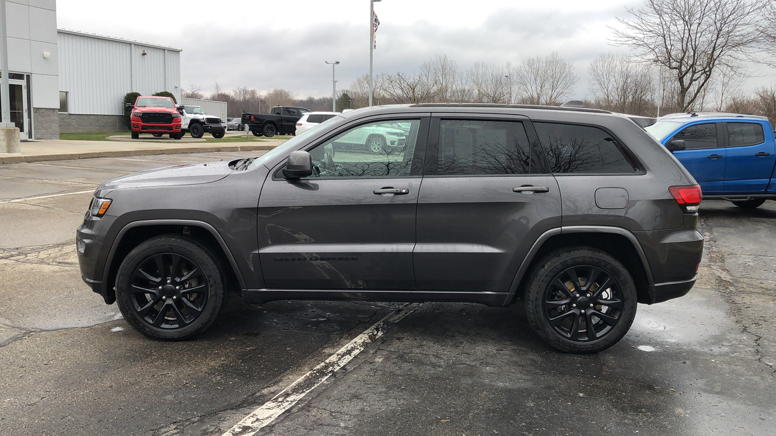 2018 Jeep Grand Cherokee Altitude 3