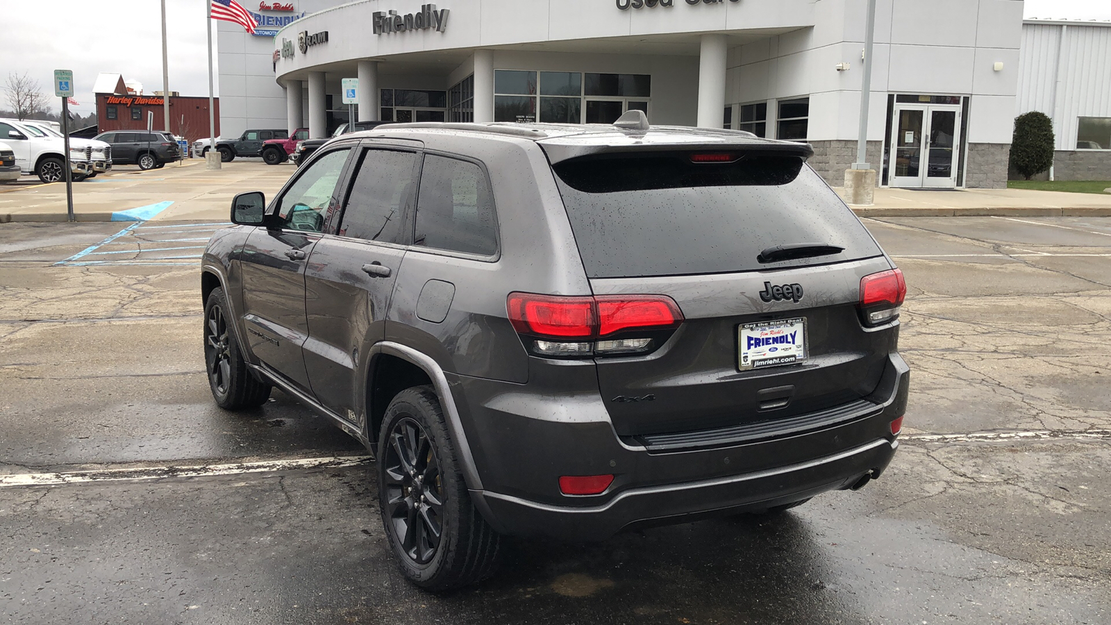 2018 Jeep Grand Cherokee Altitude 4