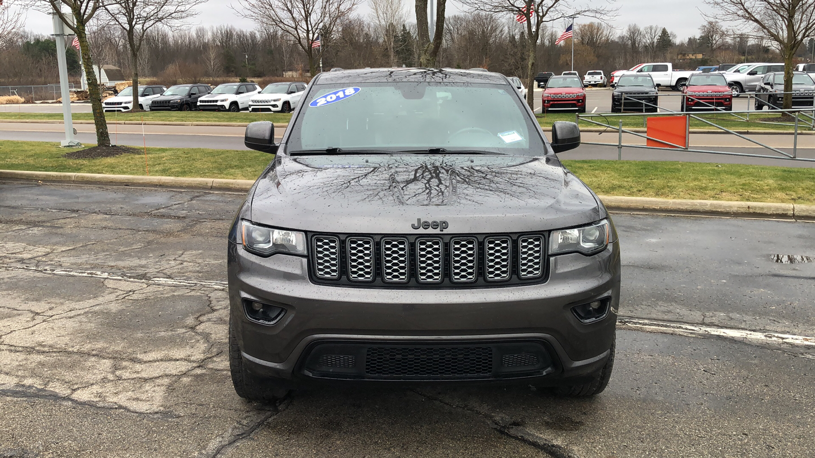 2018 Jeep Grand Cherokee Altitude 9