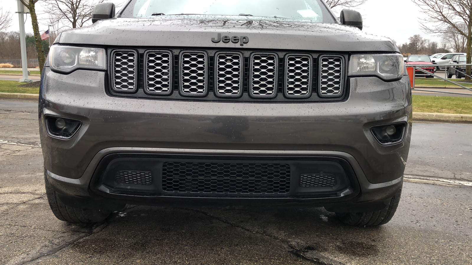 2018 Jeep Grand Cherokee Altitude 16