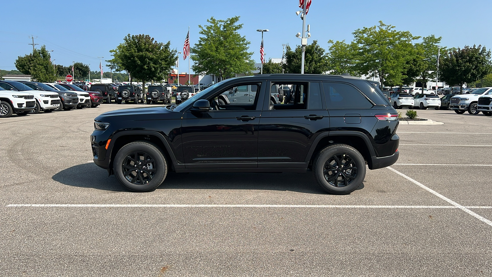 2024 Jeep Grand Cherokee Altitude X 7