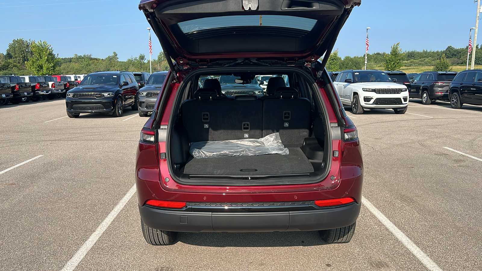 2024 Jeep Grand Cherokee Altitude X 13