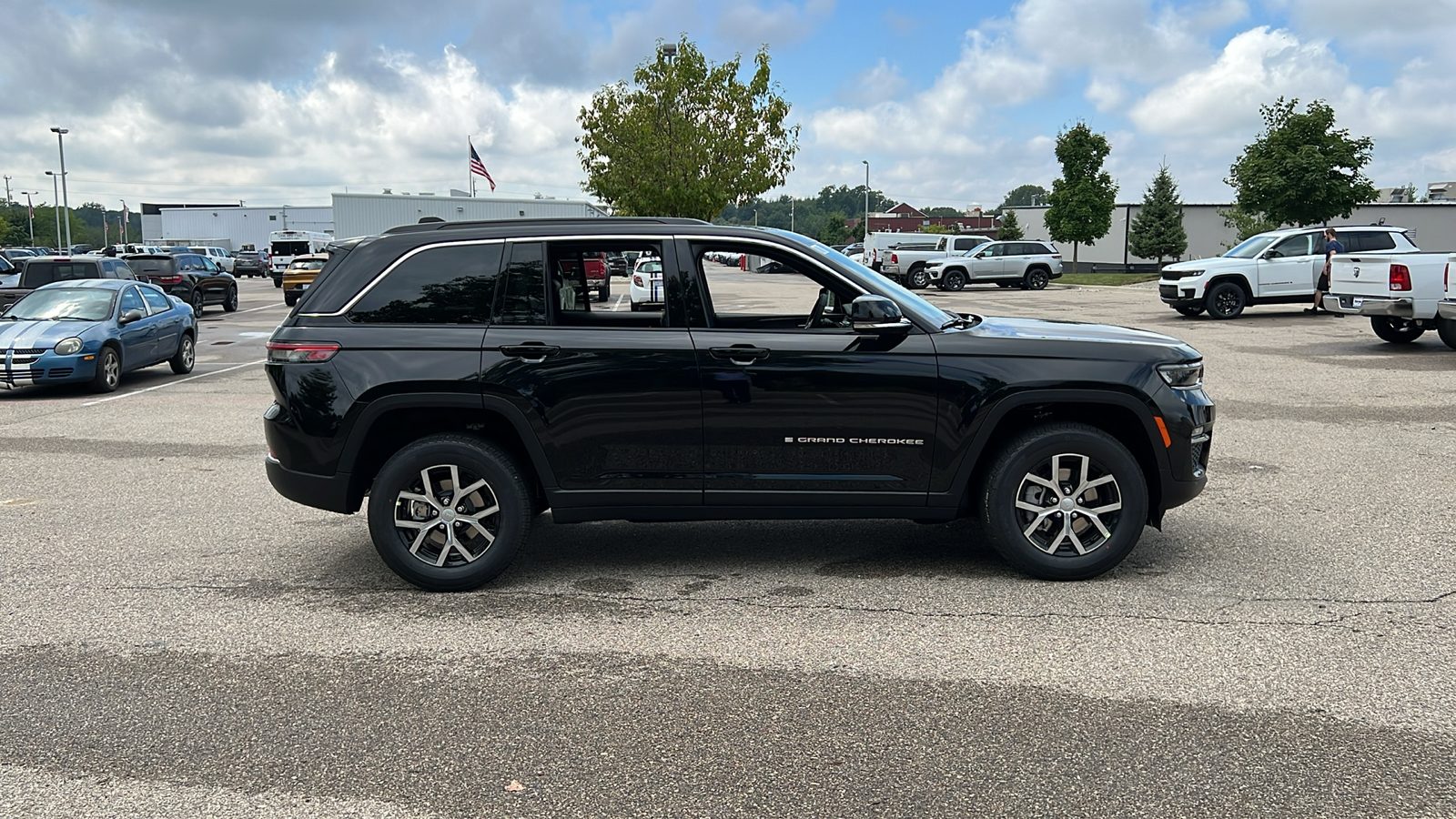 2024 Jeep Grand Cherokee Limited 3