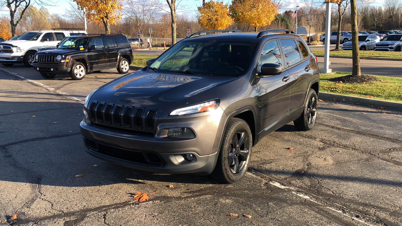 2016 Jeep Cherokee Altitude 2