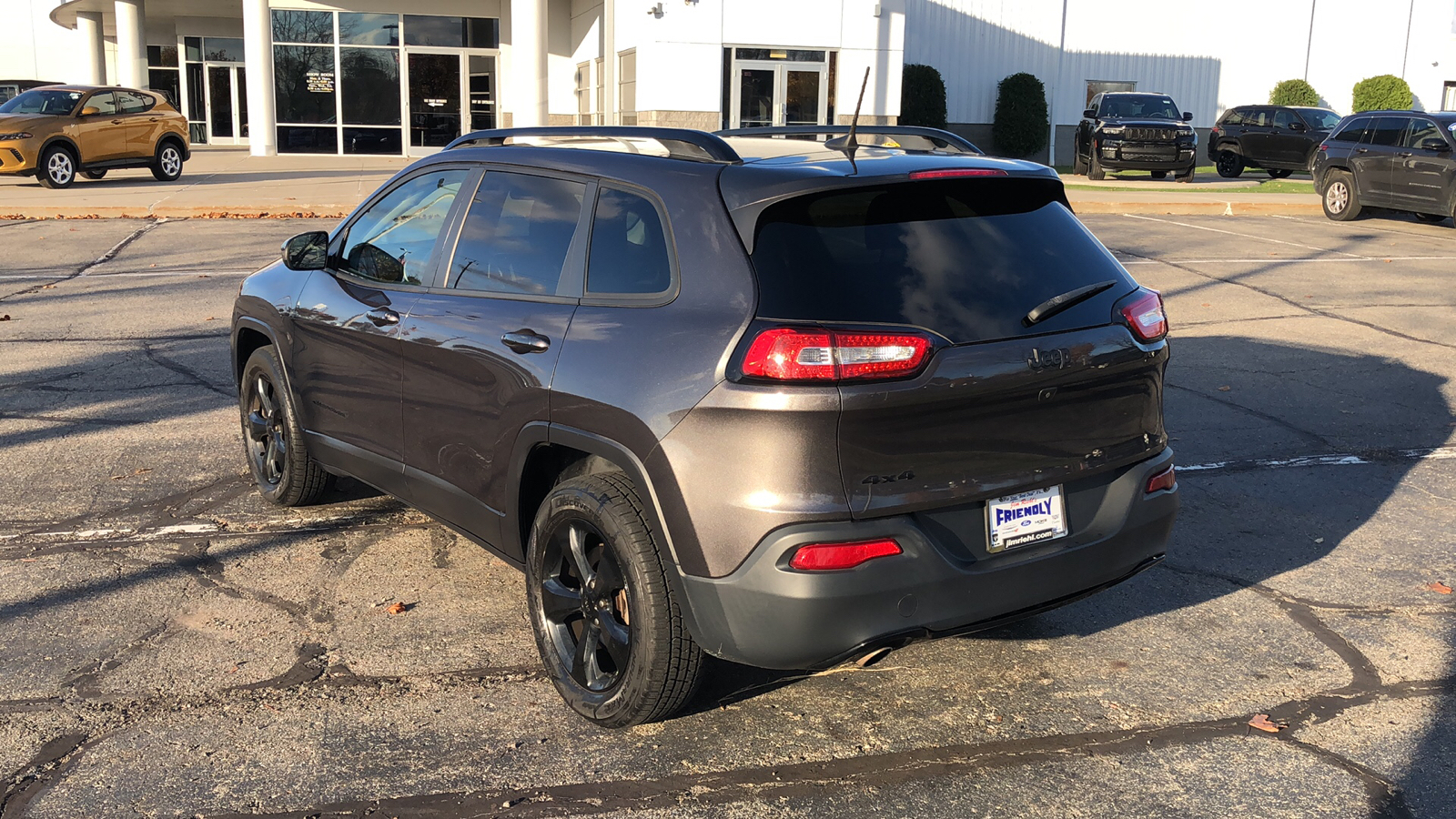 2016 Jeep Cherokee Altitude 4