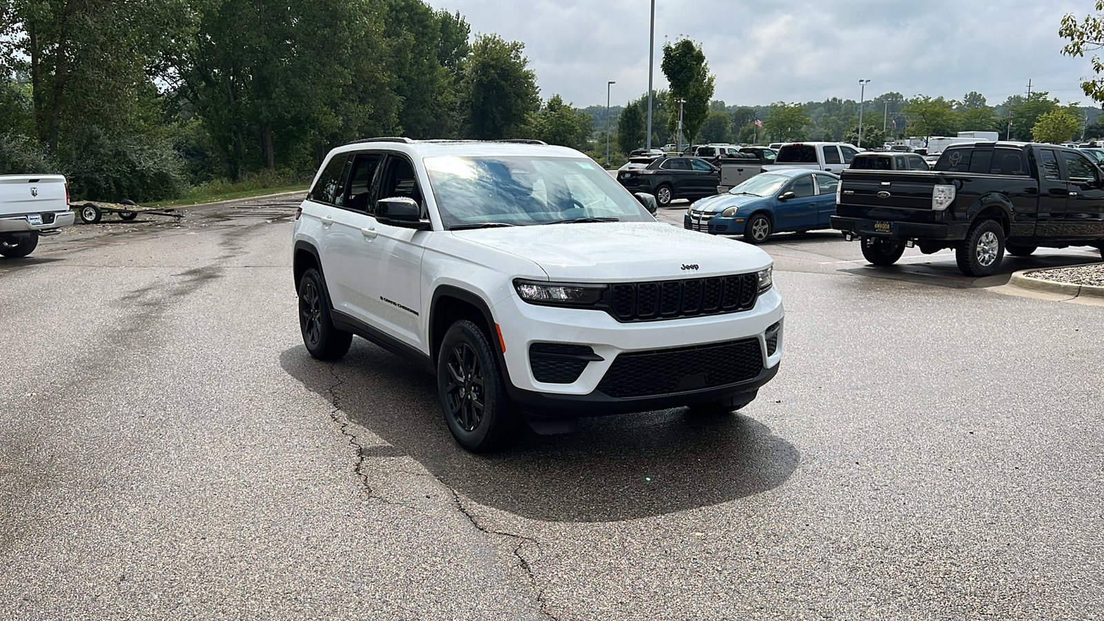 2024 Jeep Grand Cherokee Altitude X 2