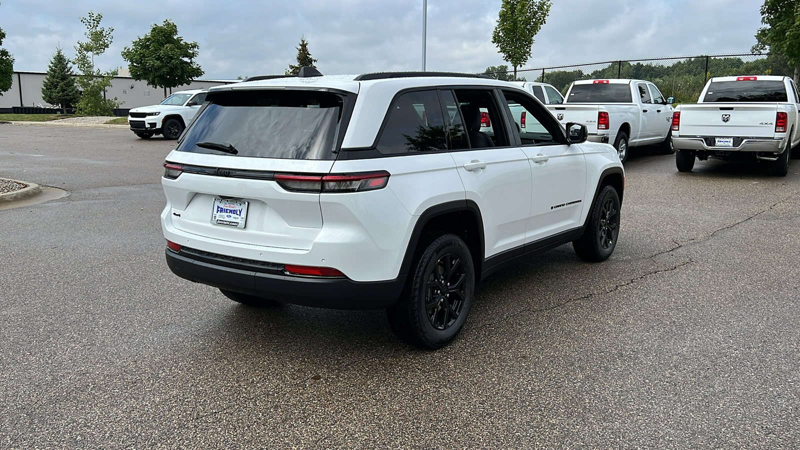 2024 Jeep Grand Cherokee Altitude X 4