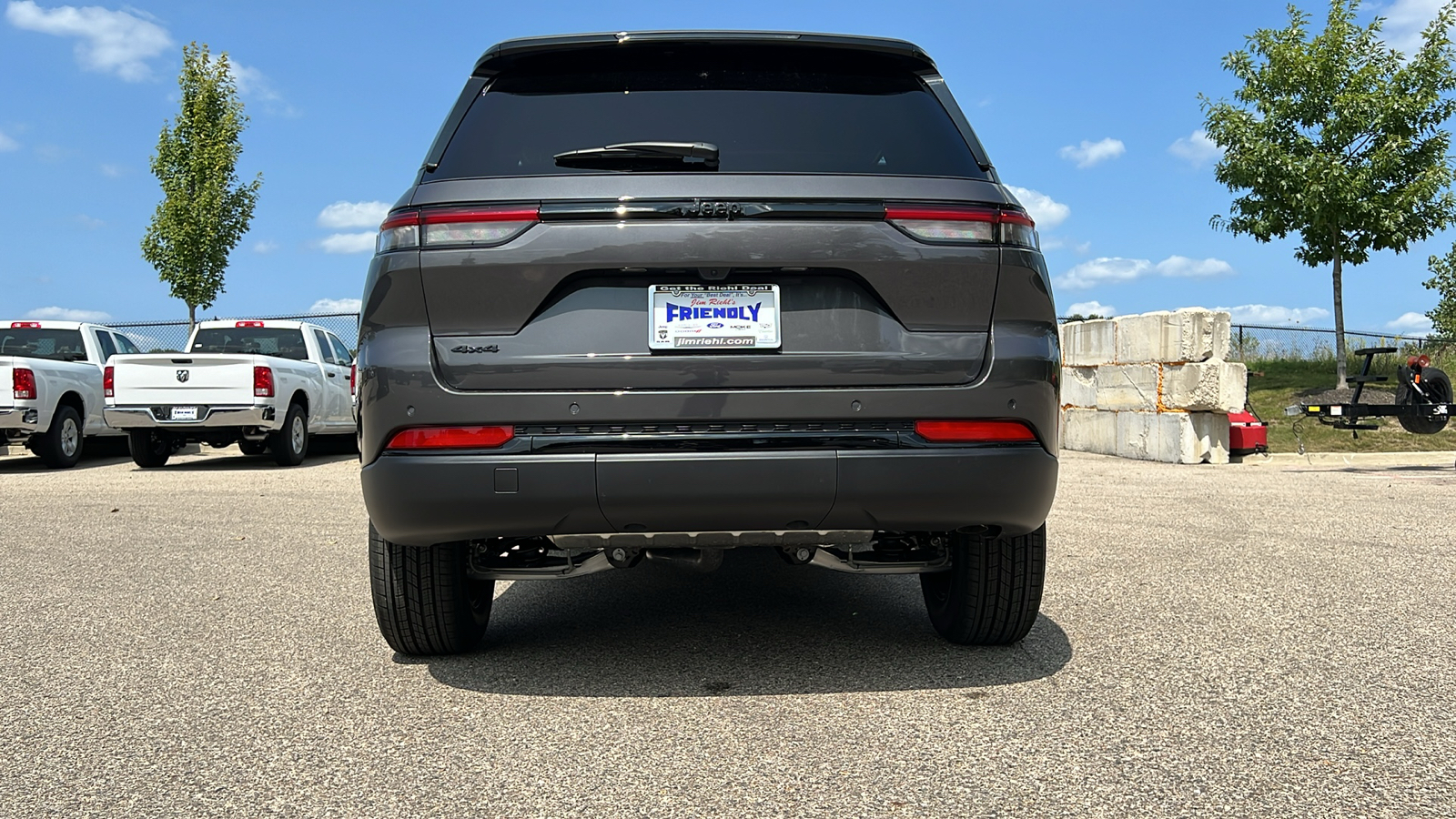 2024 Jeep Grand Cherokee Altitude X 14