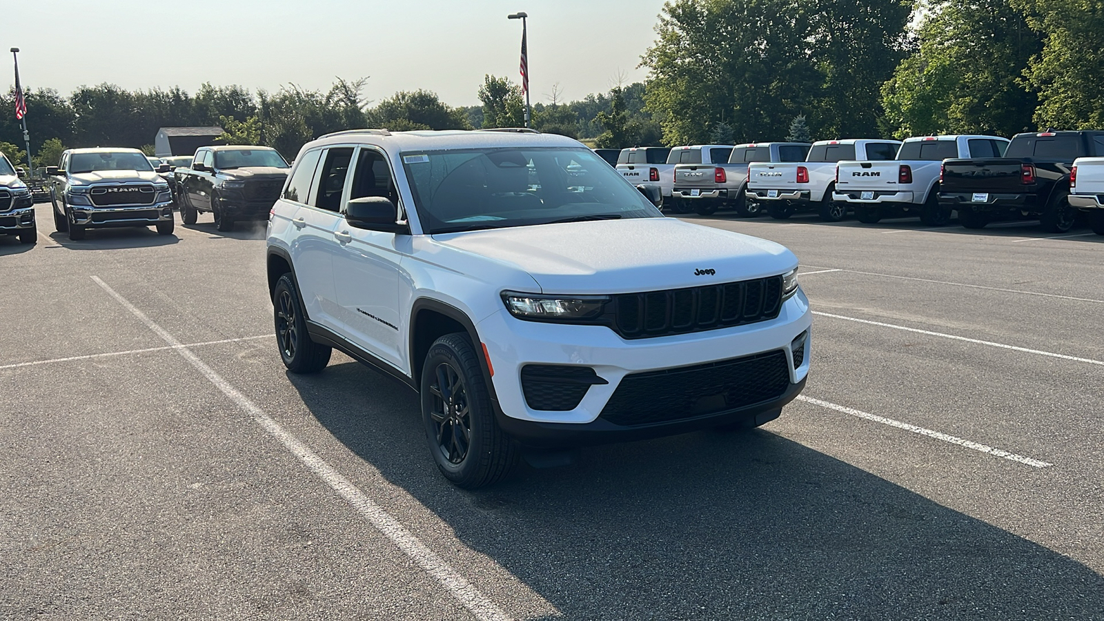 2024 Jeep Grand Cherokee Altitude X 2