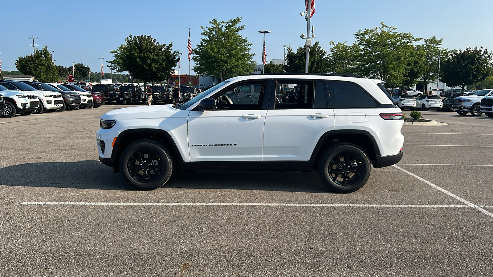 2024 Jeep Grand Cherokee Altitude X 7