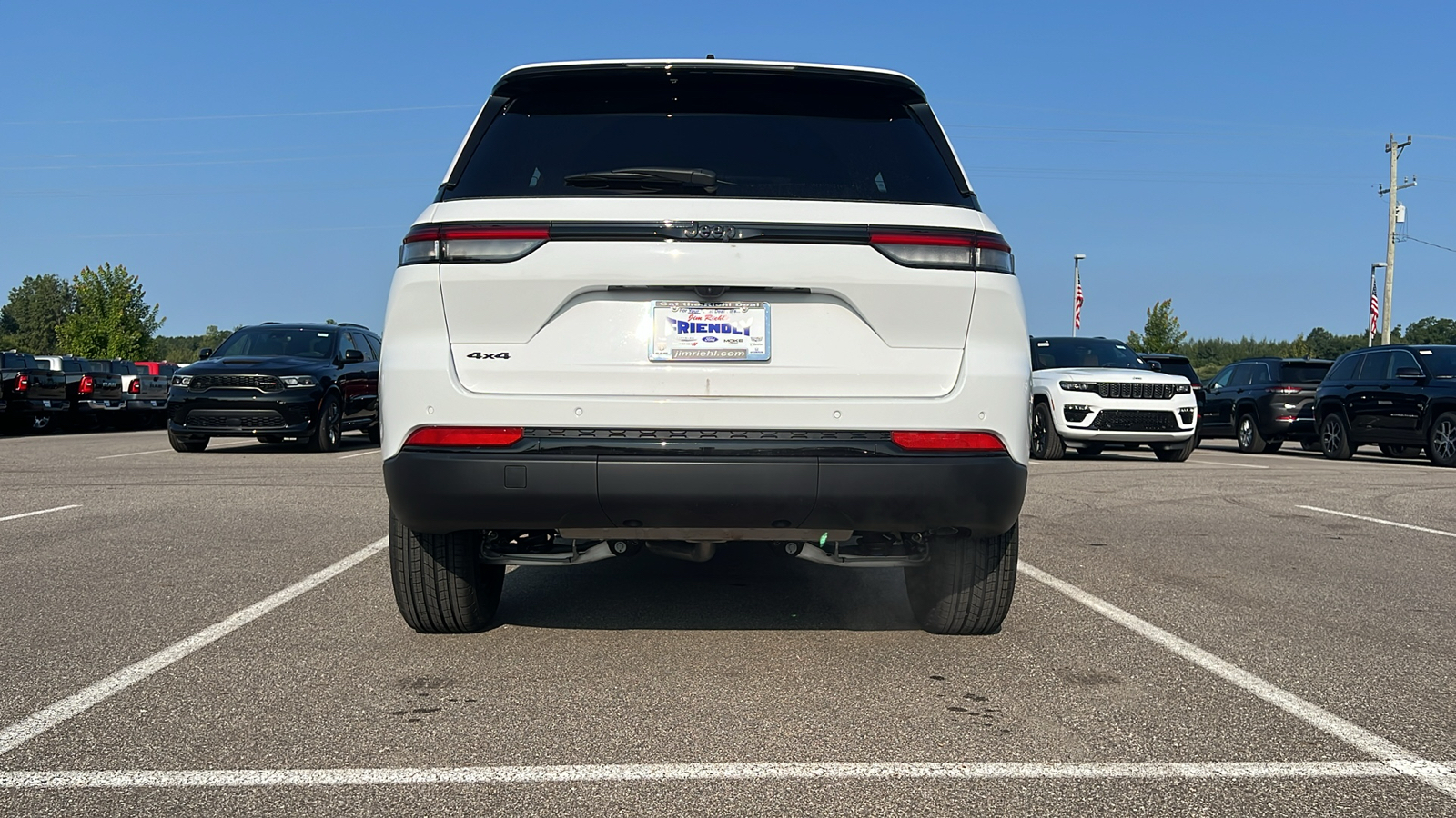 2024 Jeep Grand Cherokee Altitude X 14