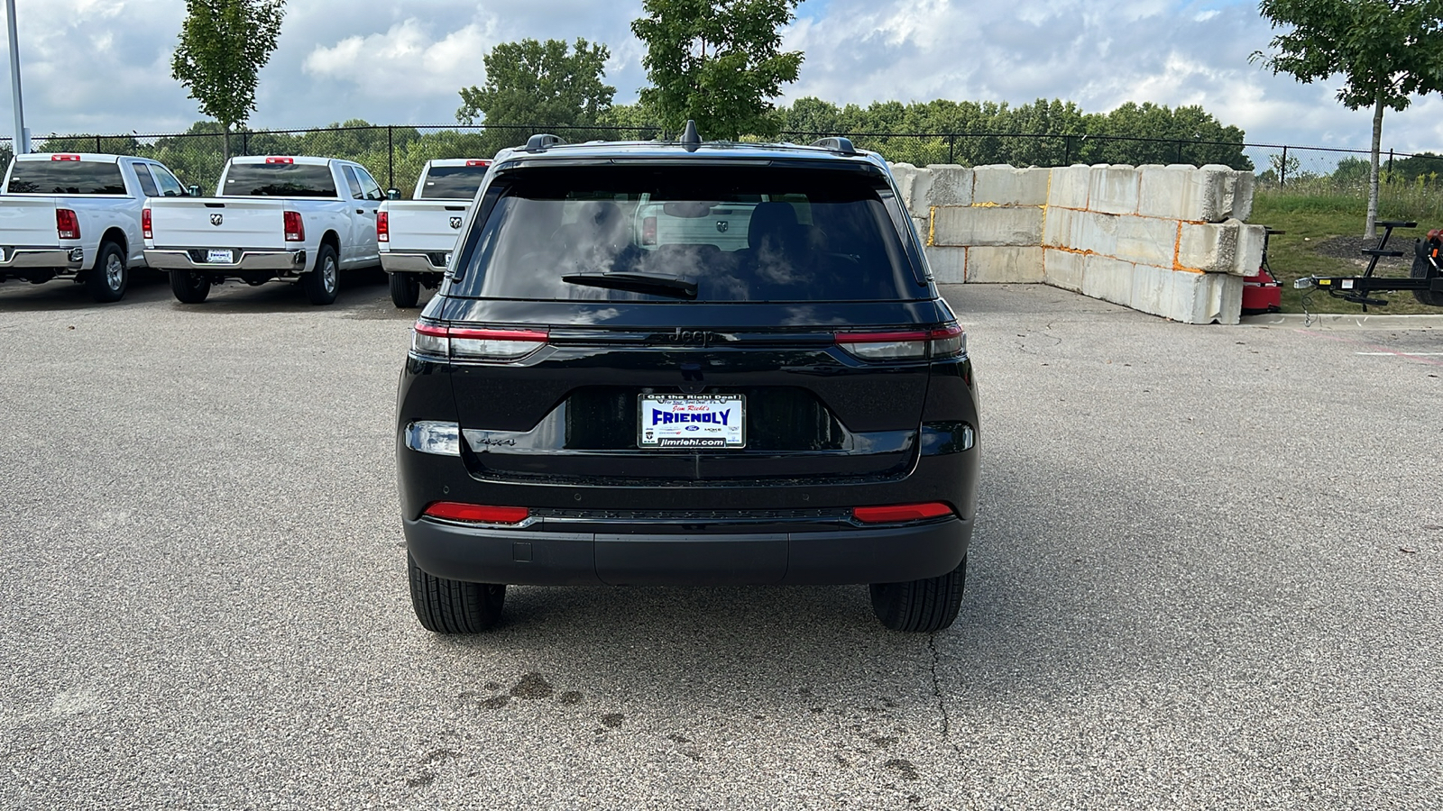 2024 Jeep Grand Cherokee Altitude X 5