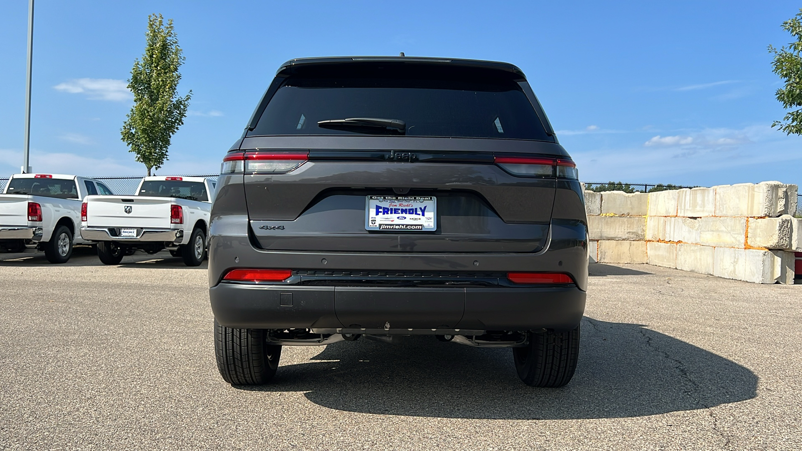 2024 Jeep Grand Cherokee Altitude X 14