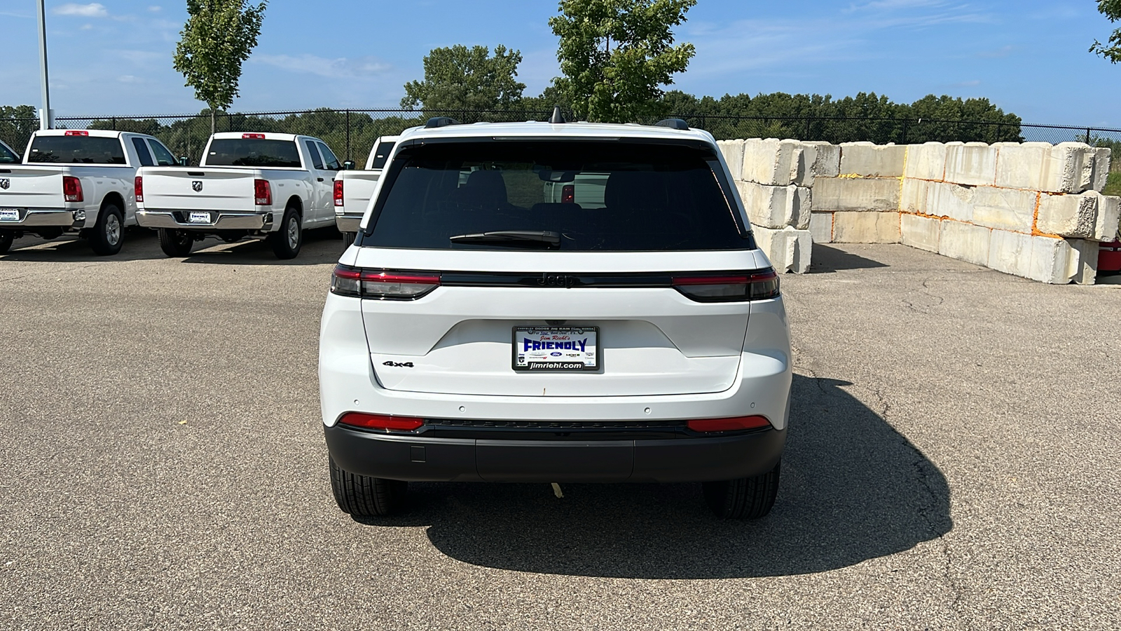 2024 Jeep Grand Cherokee Altitude X 5