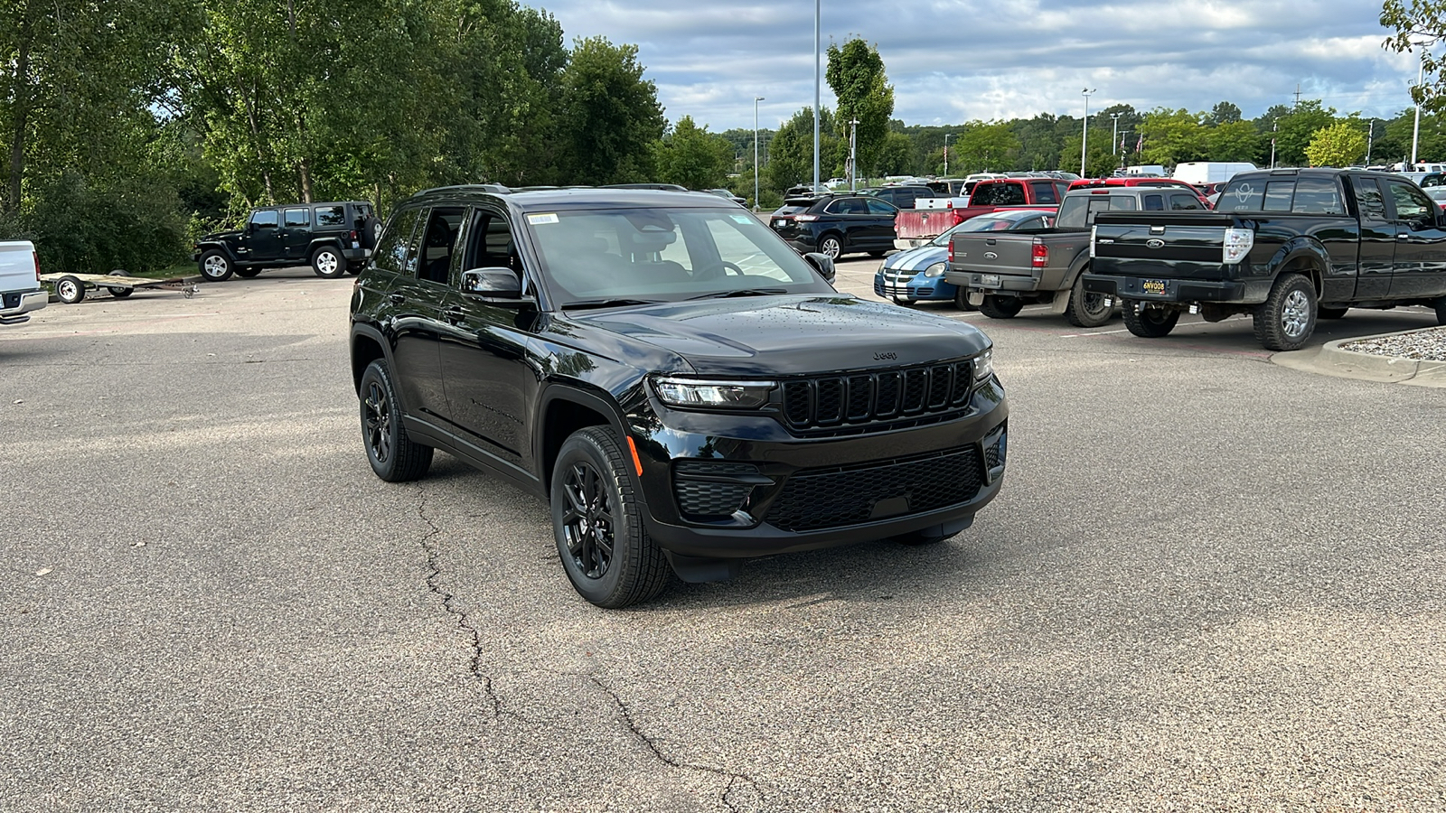 2024 Jeep Grand Cherokee Altitude X 2