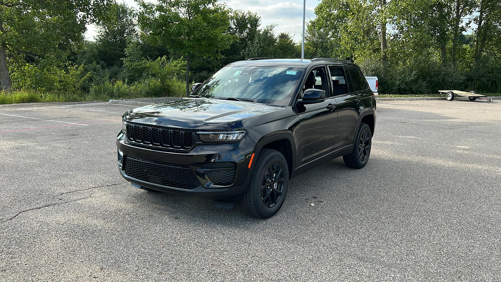 2024 Jeep Grand Cherokee Altitude X 8