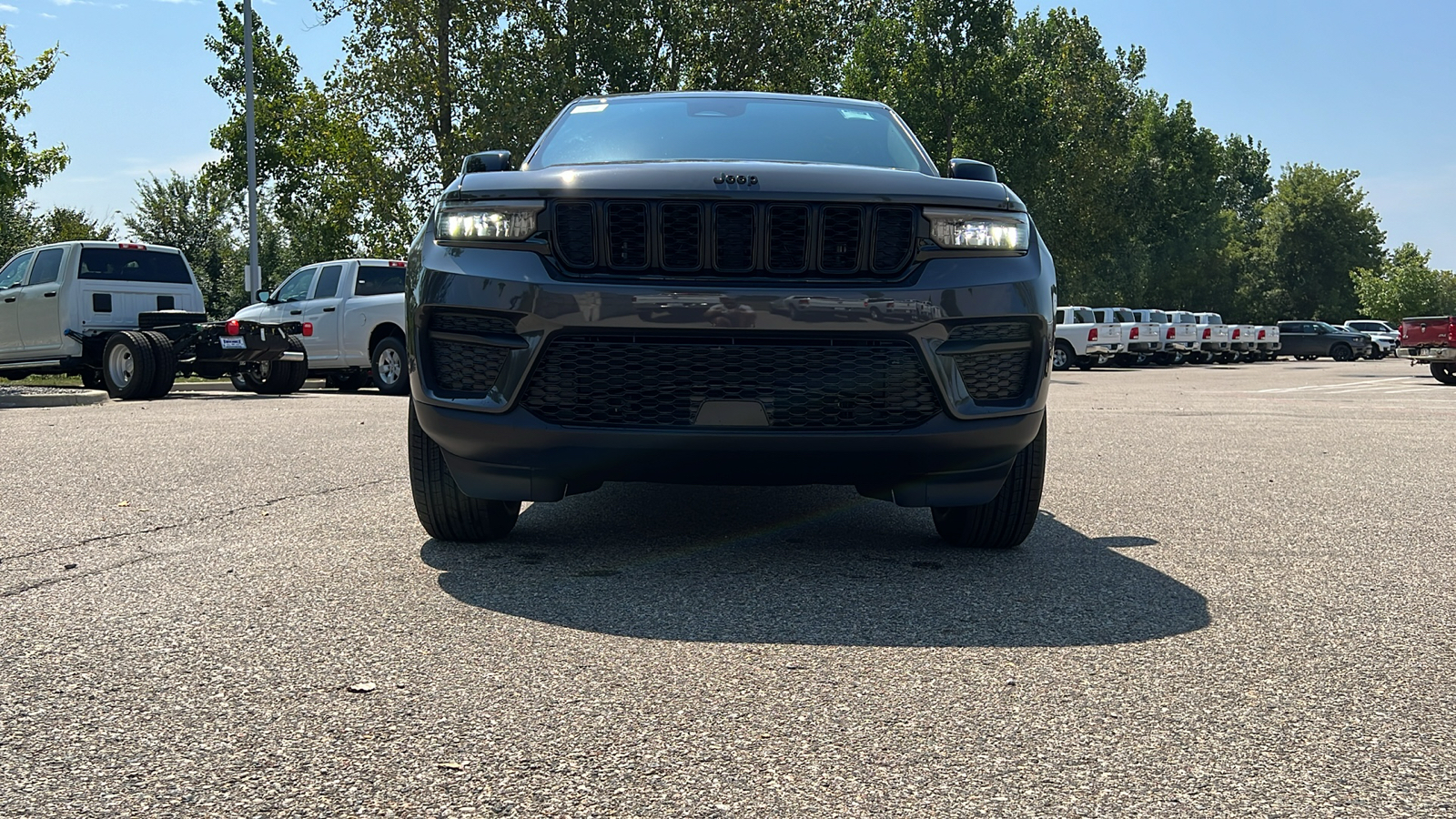 2024 Jeep Grand Cherokee Altitude 12