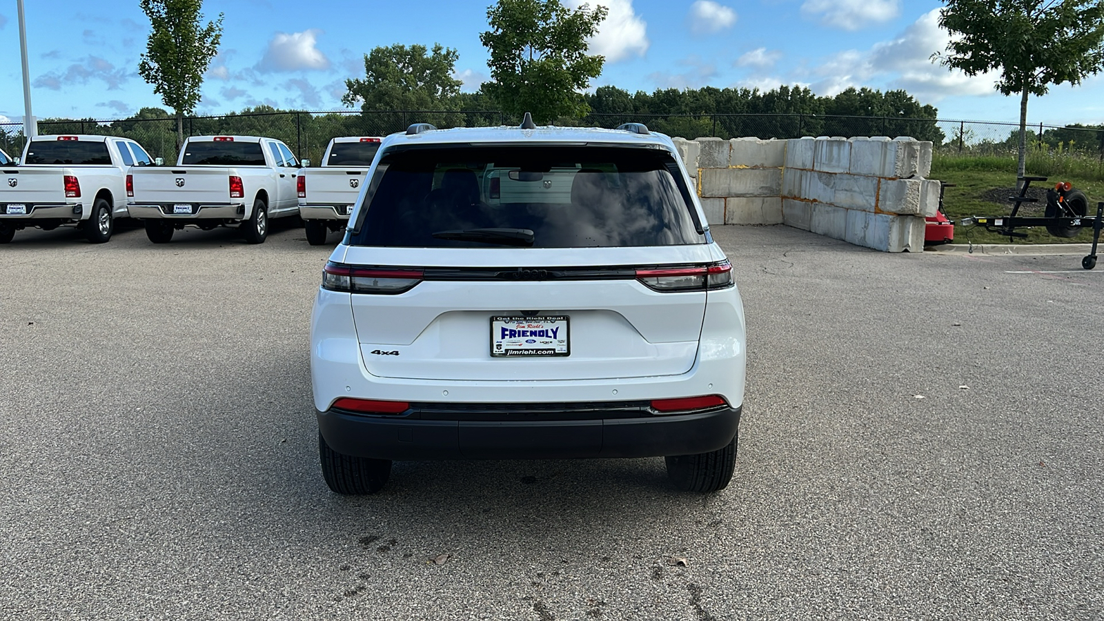 2024 Jeep Grand Cherokee Altitude X 5