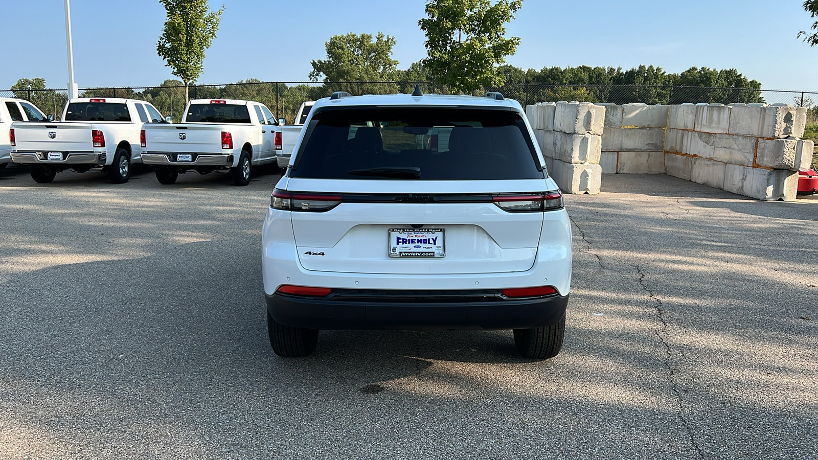 2024 Jeep Grand Cherokee Altitude 5