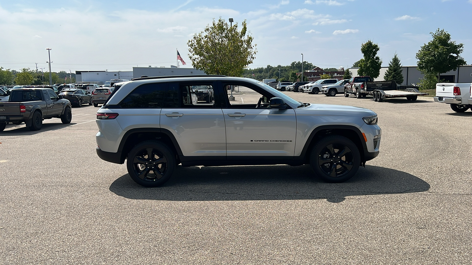 2024 Jeep Grand Cherokee Limited 3