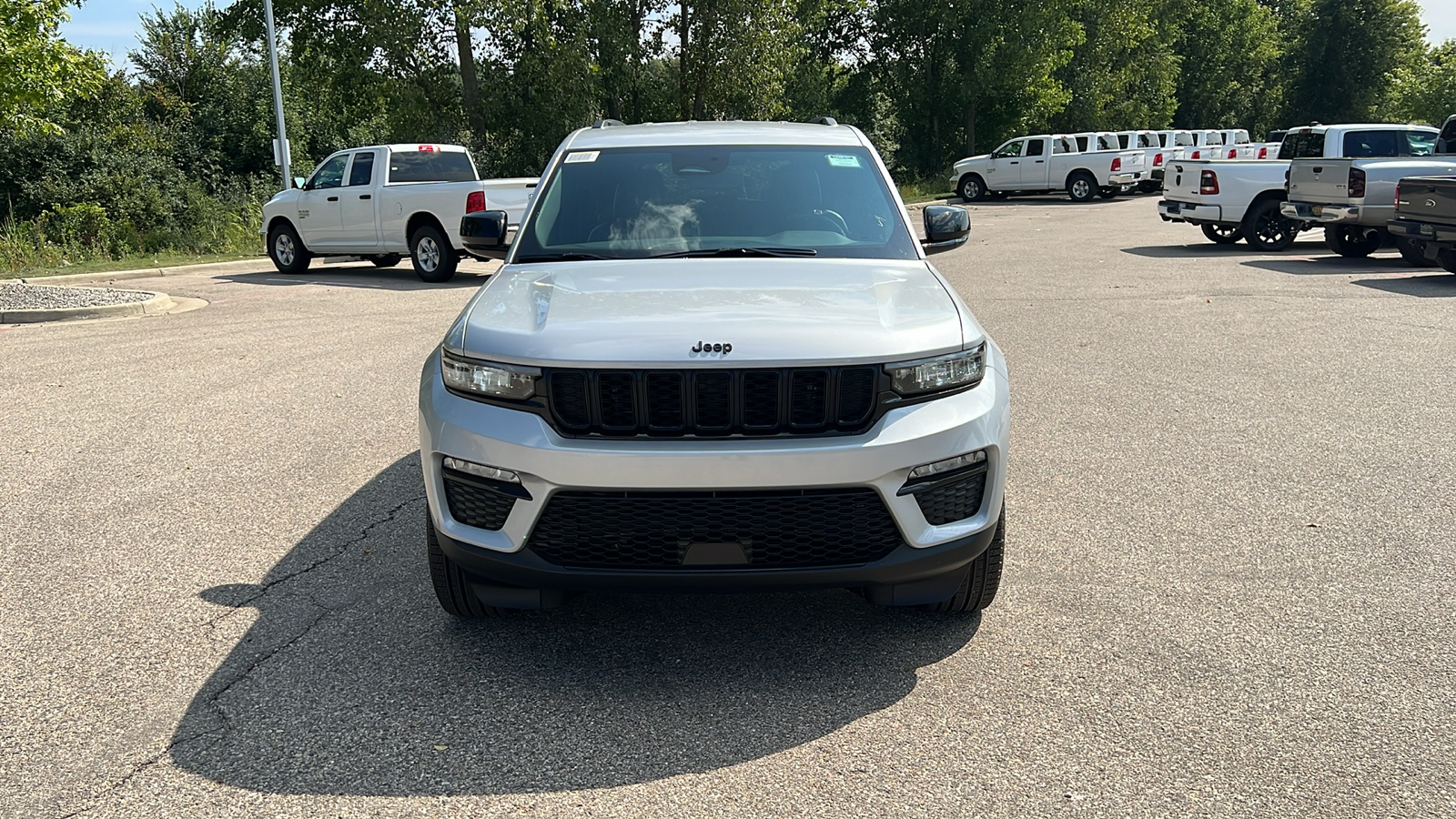 2024 Jeep Grand Cherokee Limited 9