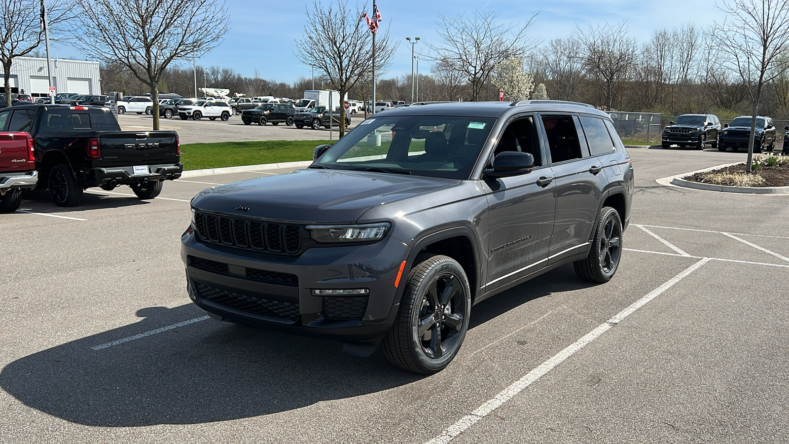 2024 Jeep Grand Cherokee L Limited 8