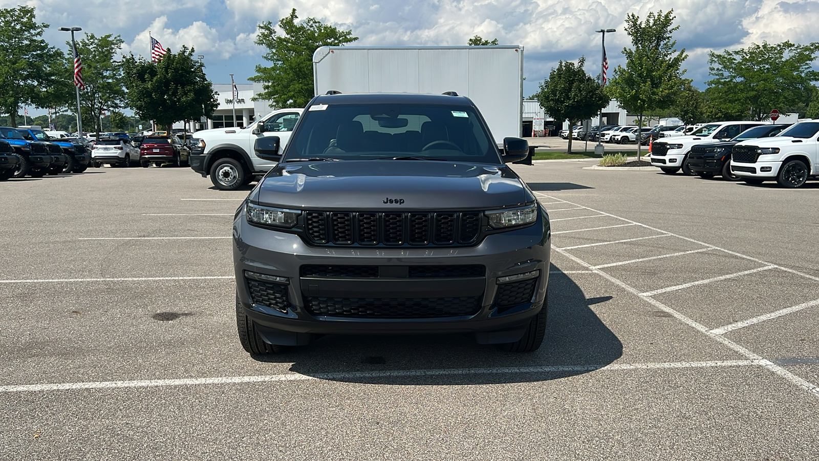 2024 Jeep Grand Cherokee L Limited 9