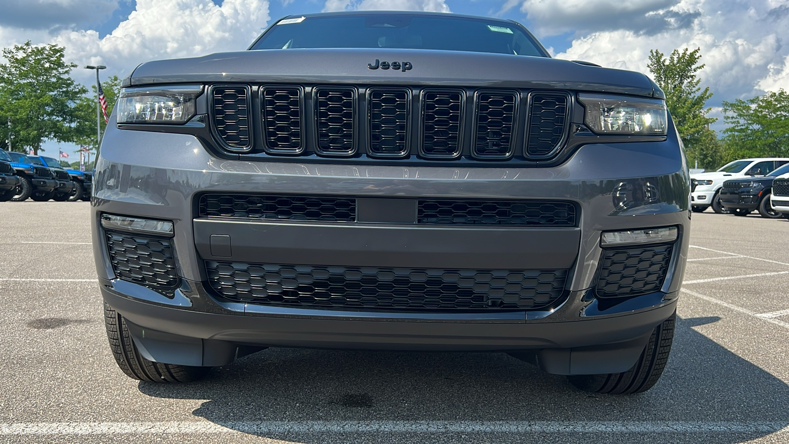 2024 Jeep Grand Cherokee L Limited 12