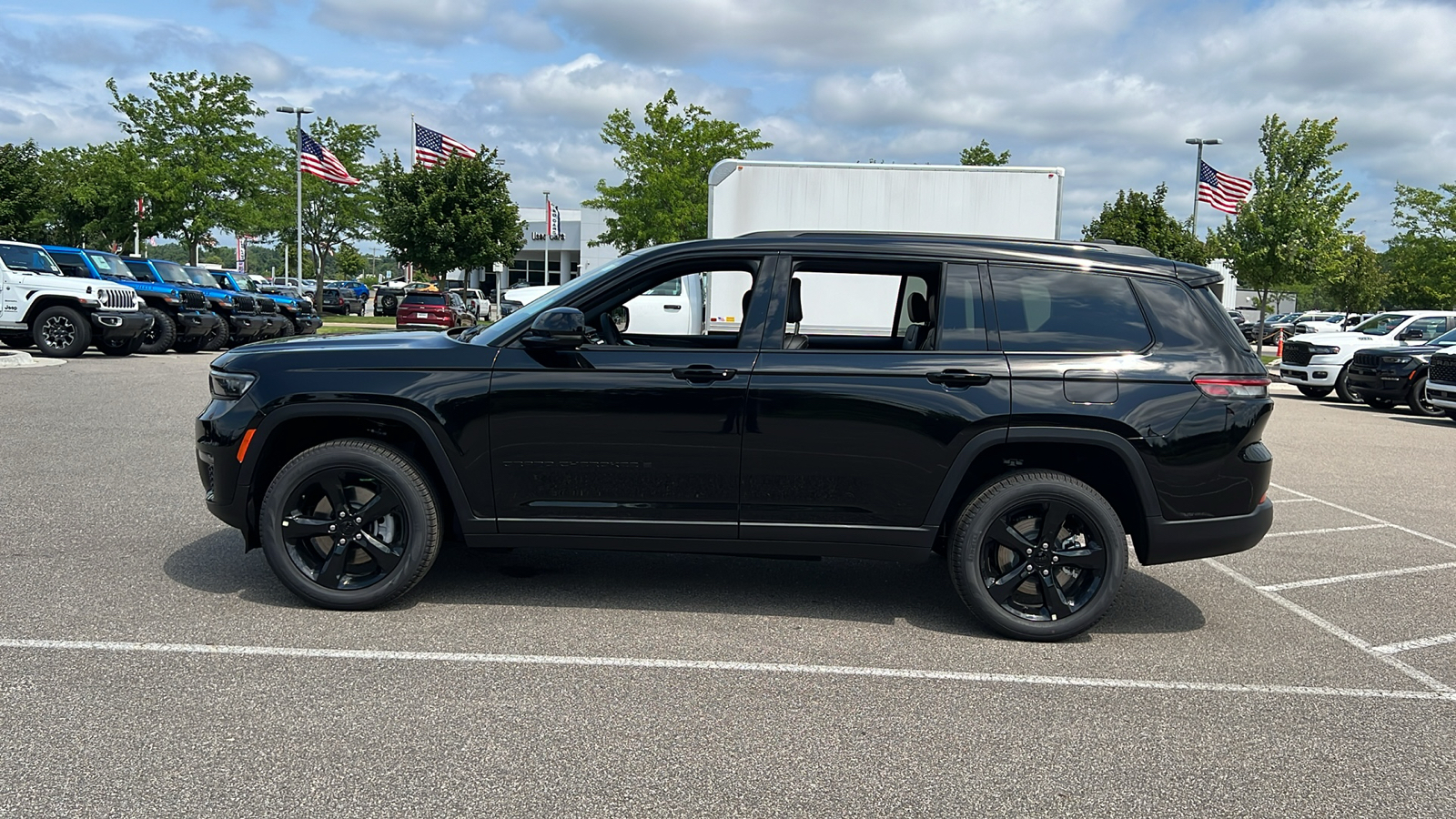 2024 Jeep Grand Cherokee L Limited 7