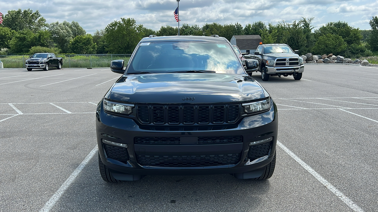 2024 Jeep Grand Cherokee L Limited 9