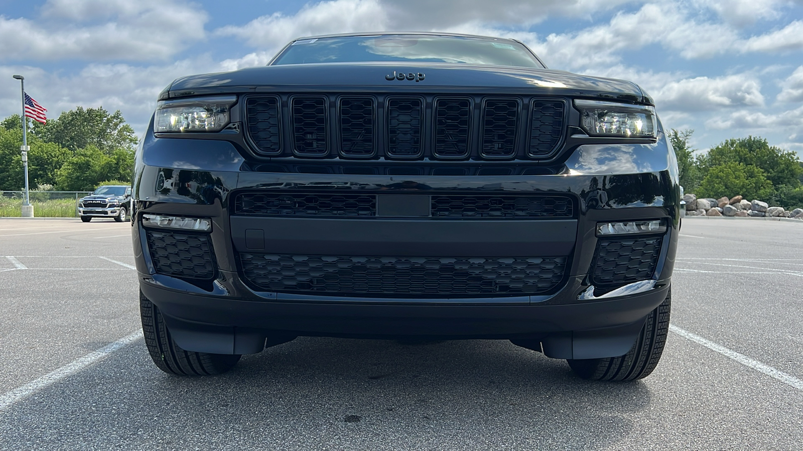 2024 Jeep Grand Cherokee L Limited 12