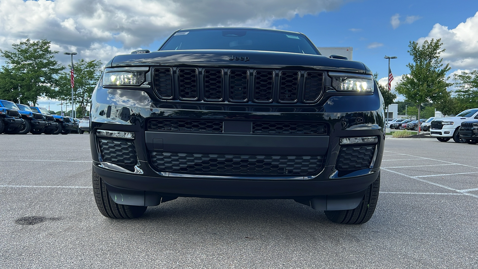 2024 Jeep Grand Cherokee L Limited 12