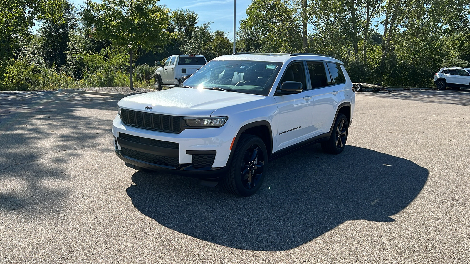 2024 Jeep Grand Cherokee L Altitude X 8