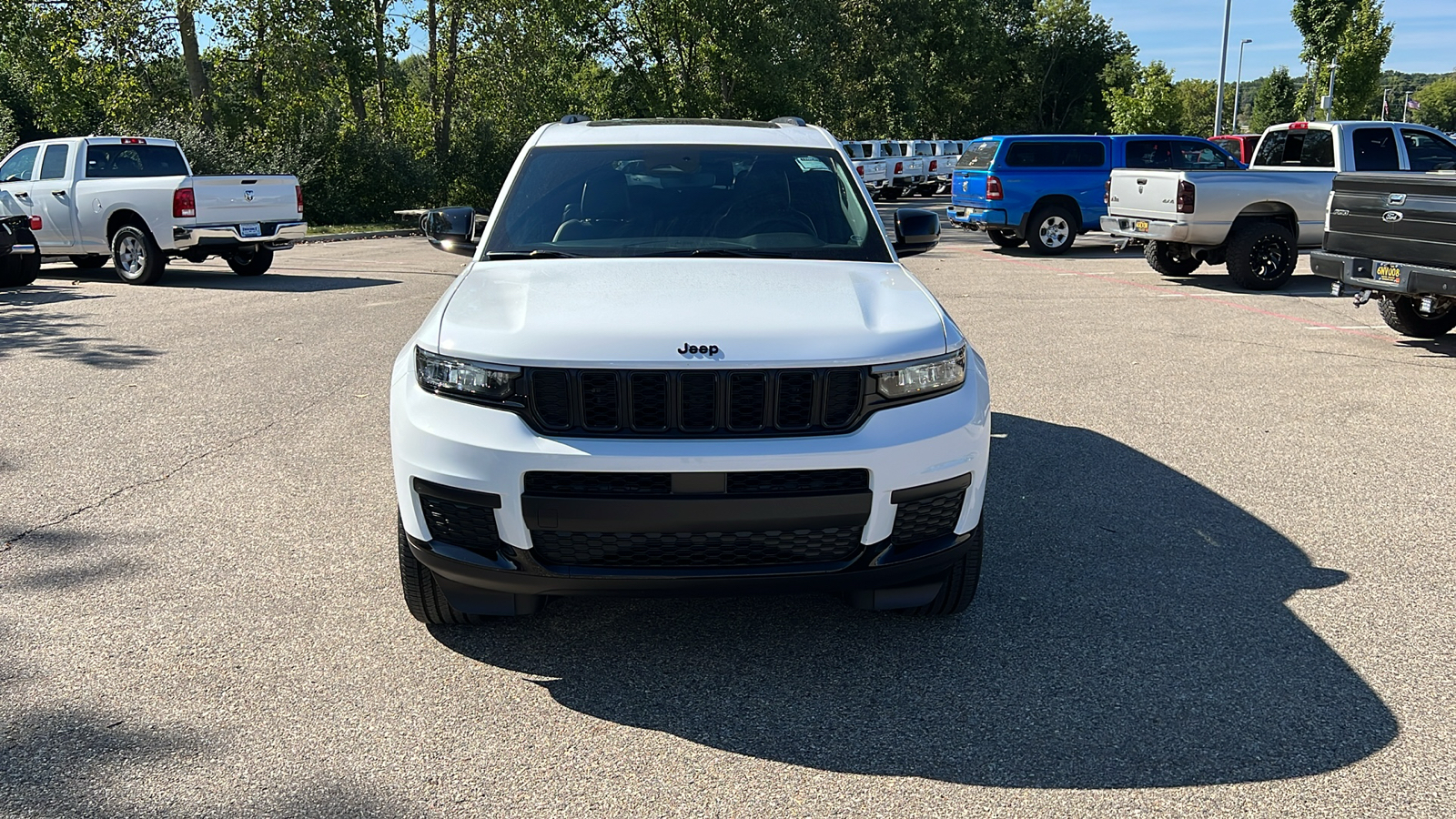 2024 Jeep Grand Cherokee L Altitude X 9